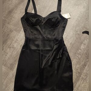 NWT Bodycon Black Dress